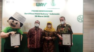 Restoran Sandwich “Subway”, Kini Resmi Kantongi Sertifikat Halal