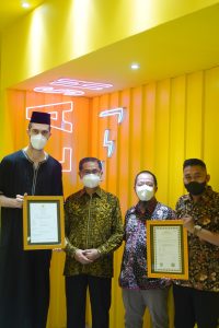 Sambut Berkah Ramadhan, Flash Coffee Raih Sertifikat Halal