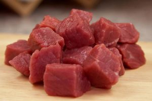 Bolehkah Membagikan Daging Qurban untuk Nonmuslim?