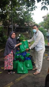 Rayakan Ramadhan, LPPOM MUI Berbagi 250 Paket Sembako