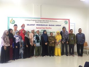 Juara Satu Olimpiade Halal LPPOM MUI 2019 Injakkan Kaki di Tanah Suci