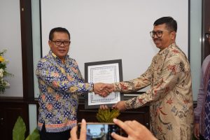 Aetra Air Jakarta Terima Sertifikat Halal MUI