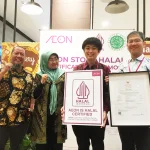 Tak Perlu Khawatir, Kini AEON Store Indonesia Kantongi Sertifikat Halal