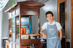 Mandatory Halal, Here are 3 Steps LPPOM MUI Takes to Help Street Vendors