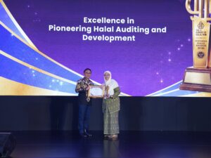 LPPOM Raih Indonesia Halal Awards 2026, Tegaskan Komitmen Pemeriksaan Halal Berbasis Sains
